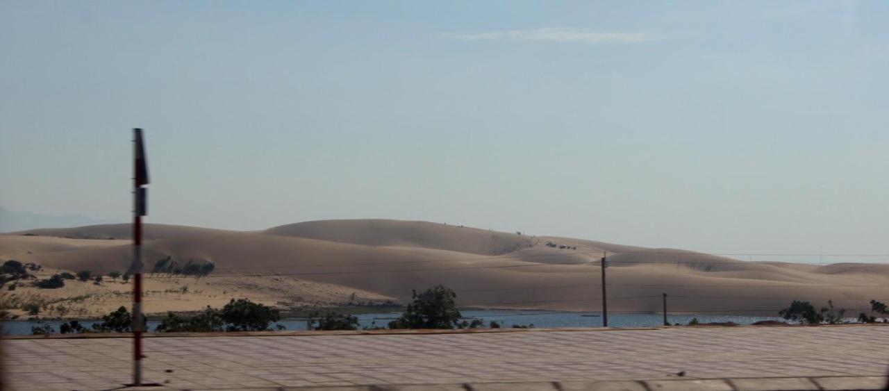 Suoi Nuoc Resort Mui Ne Bagian luar foto